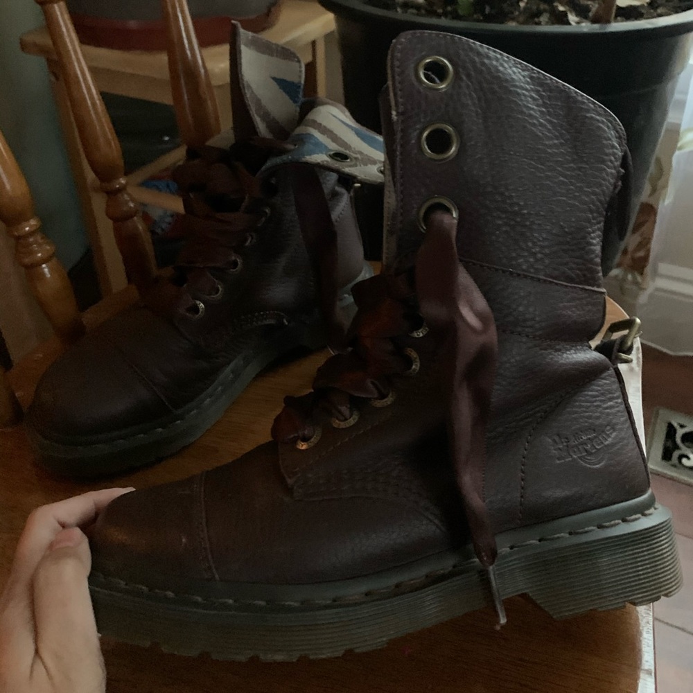 Doc Martens Burgundy Aimilita